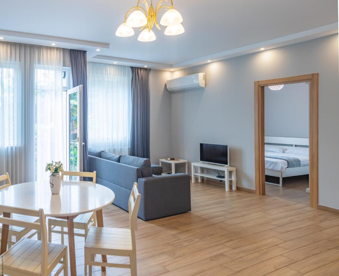 Apartment By The Sheraton Batumi Exterior foto